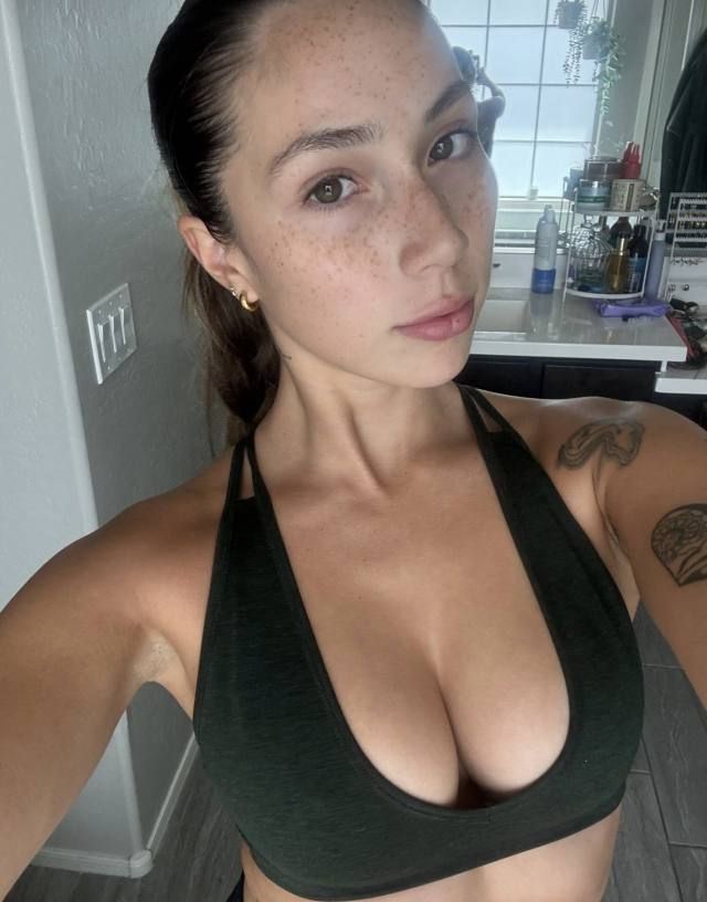 JUST FUN; NO PAYMENT REQUIRED.   SEXY SINGLE MOM AND LOOKING FOR FUN RIGHT AWAY.   It’s been long I’ve been with a man. I’m l - Image 3